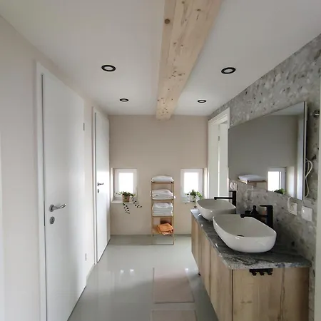 Velbana Gorca Apartman *