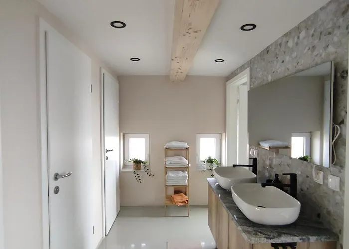 Velbana Gorca アパート *