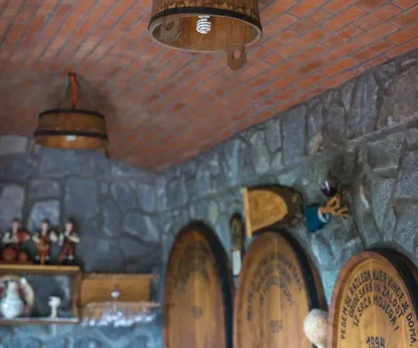 アパート Velbana Gorca