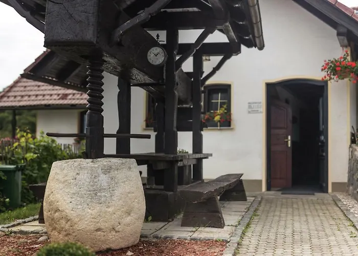 アパート Velbana Gorca